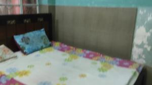 En eller flere senge i et værelse på Vista Stay, Ghora Gali + 3 billeder