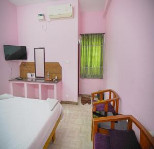 Μια τηλεόραση ή/και κέντρο ψυχαγωγίας στο Maruthi Residency