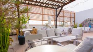 Posezení v ubytování מלון אבא תל-אביב-יפו