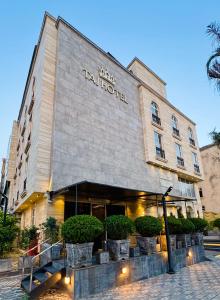 Zgradba, v kateri se nahaja hotel