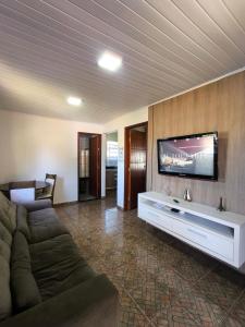 TV/trung tâm giải trí tại Foz do Iguaçu Casa Aconchegante