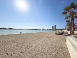 Curated visual reference: Picture Idea: Ultra Luxury 2Bd Beachfront Panoramic Sea Views Dubai Updated