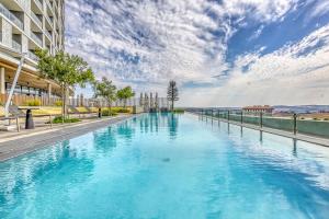 Swimmingpoolen hos eller tæt på Belle Vue at Ellipse