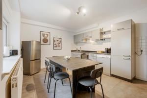 Køkken eller tekøkken på LAHNBLICK 3 Schlafzimmer, Parkplatz, WLAN + 7 billeder