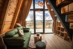 Istumisnurk majutusasutuses HomelandNest +12 fotot