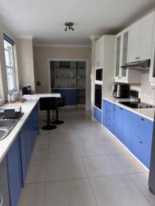 Køkken eller tekøkken på Airlie Well, Home in Constantia