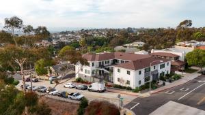 Nabolaget omkring lejligheden eller i nærheden