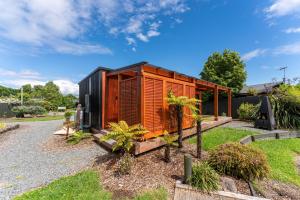 Κήπος έξω από το Streamside Fern Cabin - Waitahanui, Taupo +10 φωτογραφίες