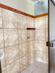 Koupelna v ubytování Little Paradise + 91 fotografií