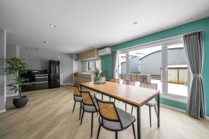 Køkken eller tekøkken på Villas Park Kamifurano