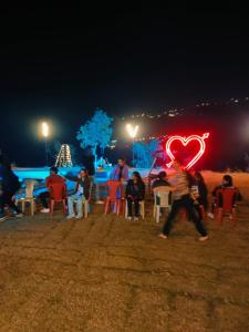 Gæster der bor på Midnight pavana camp camping