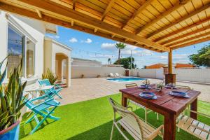 Αίθριο ή υπαίθριος χώρος στο Cozy House Aruba