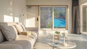 Swimmingpoolen hos eller tæt på Gapyeong Orion PoolVilla pension + 1 billede