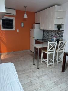 Ảnh trong thư viện ảnh của Bregita Serenity Studio ở Little Bay