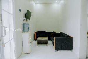 TV/trung tâm giải trí tại Dieng Top Syariah By Travelink