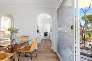 Balkón nebo terasa v ubytování Spacious Apartment Near Cronulla Beach