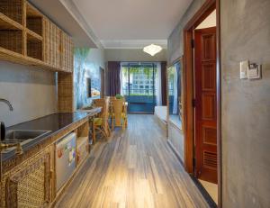Køkken eller tekøkken på MissBamboo Hotel Nha Trang