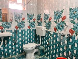 Koupelna v ubytování Hotel O Sunrise