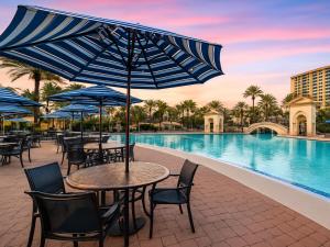 Бассейн в Parc Soleil, a Hilton Grand Vacations Club- STUDIO ST3 или поблизости