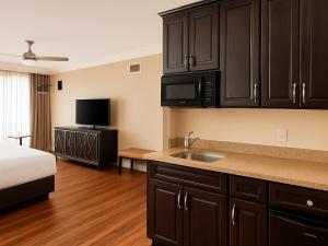 Телевизор и/или развлекательный центр в Parc Soleil, a Hilton Grand Vacations Club- STUDIO ST3 +5 фотографий