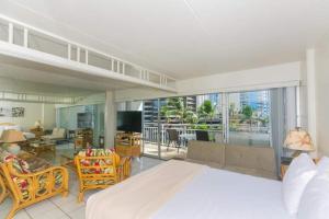 Et tv og/eller underholdning på Waikiki ilikai Tower with Parking option