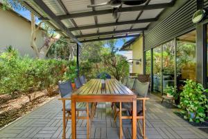 En have udenfor Little Wallaby Retreat