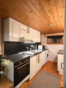 Køkken eller tekøkken på Napakettu Holiday Village