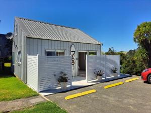 Tòa nhà nơi nhà gỗ tọa lạc