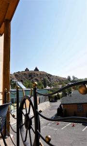 Gallery image of Чичхани Chichxani Kambuz in Aghk'ilisa