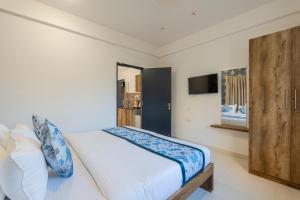 Et tv og/eller underholdning på Hotel Royal Manyata