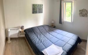 En eller flere senge i et værelse på Camping 3 étoiles - Piscine - ccbca0i + 68 billeder