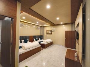 Ảnh trong thư viện ảnh của Raja Palace ở Ayodhya +56 ảnh