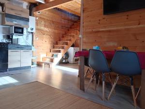 Kuchyň nebo kuchyňský kout v ubytování Independent Chalet