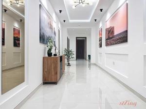 TV/trung tâm giải trí tại Rooftop Oasis with Plunge Pool & BBQ