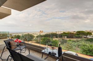 Φωτογραφία από το άλμπουμ του Ridge View Suites 2 Sea Views with a Terrace - 2 Private Rooms σε Mellieħa +87 φωτογραφίες