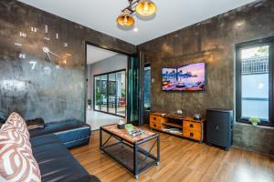 TV/trung tâm giải trí tại Lom-Talay poolvilla huahin