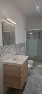 Et badeværelse på B&B Casa Copernico 63