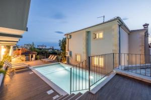 Bazén v ubytování Villa Artea nebo v jeho okolí