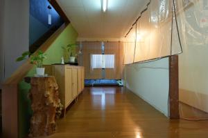 Køkken eller tekøkken på YES YES Grand Suite- 4 min Walk to subway-Spacious 2BR for 6-7 Guest