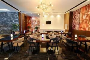 Khu vực ghế ngồi tại Zmax Changzhi Bayi Square