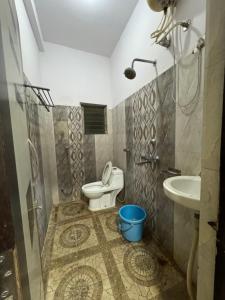 Phòng tắm tại Hotel Lisa Galaxy +32 ảnh