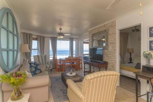 Et tv og/eller underholdning på Tide and Whale Tail