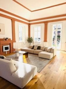 Køkken eller tekøkken på NIRO I Exklusive Residenz - Historischer Ballsaal