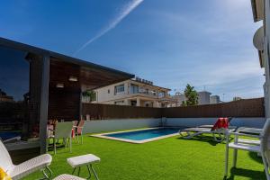 Swimmingpoolen hos eller tæt på Villa Playa Esperanza by Rentallorca