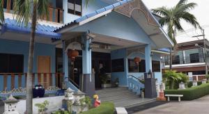 Здание отеля