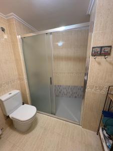 Et badeværelse på Apartamento Mudejar Star + 7 billeder