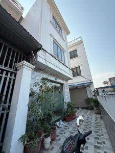 En balkon eller terrasse på Full house for foreigners for rent