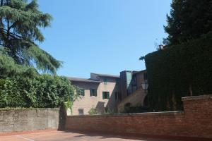 The building in which Az apartmant is located