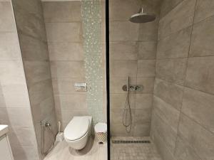 Ένα μπάνιο στο Jade Signature Apartment - Luxury - La Marsa +15 φωτογραφίες