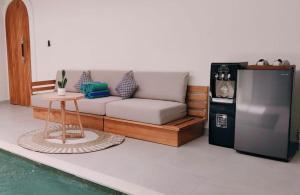 Khu vực ghế ngồi tại The Eight Villa & Rooms Bali - Seminyak